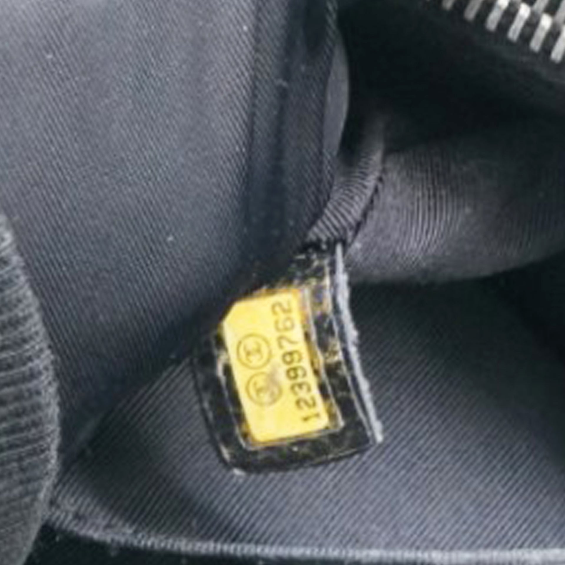 Vintage Caviar Quilted Grand Shopping Tote GST Black