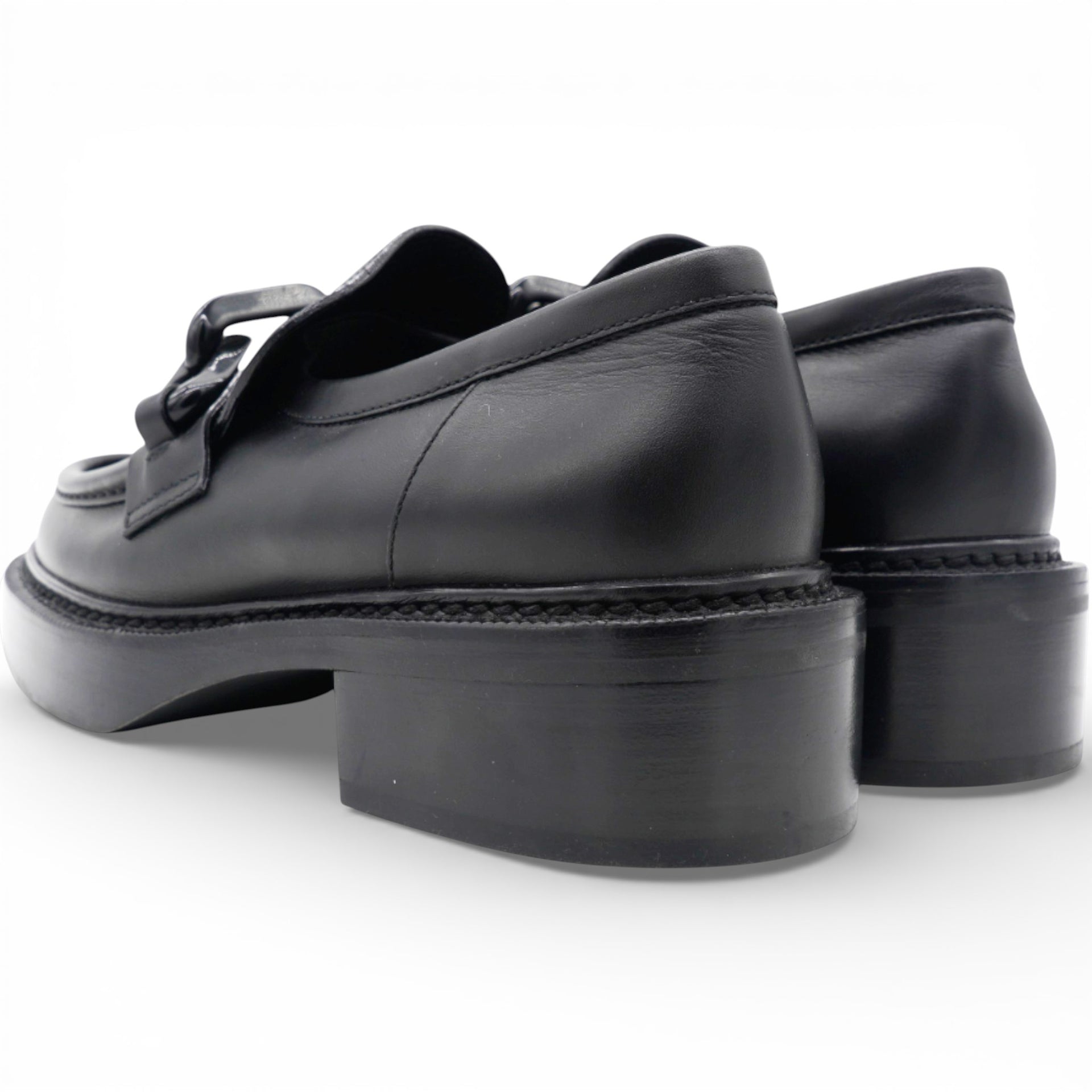 LOUIS VUITTON Calfskin Oversized Chain Academy Loafers Black Size38