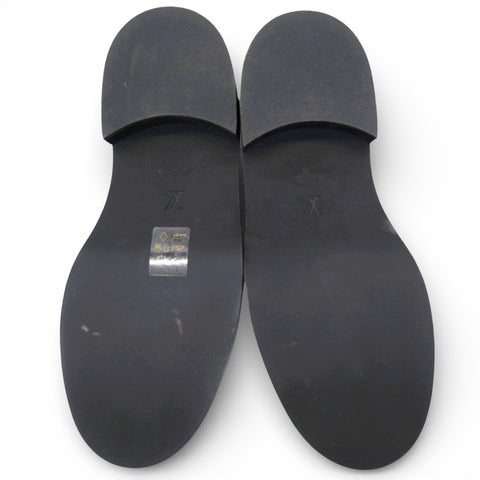 LOUIS VUITTON Calfskin Oversized Chain Academy Loafers Black Size38