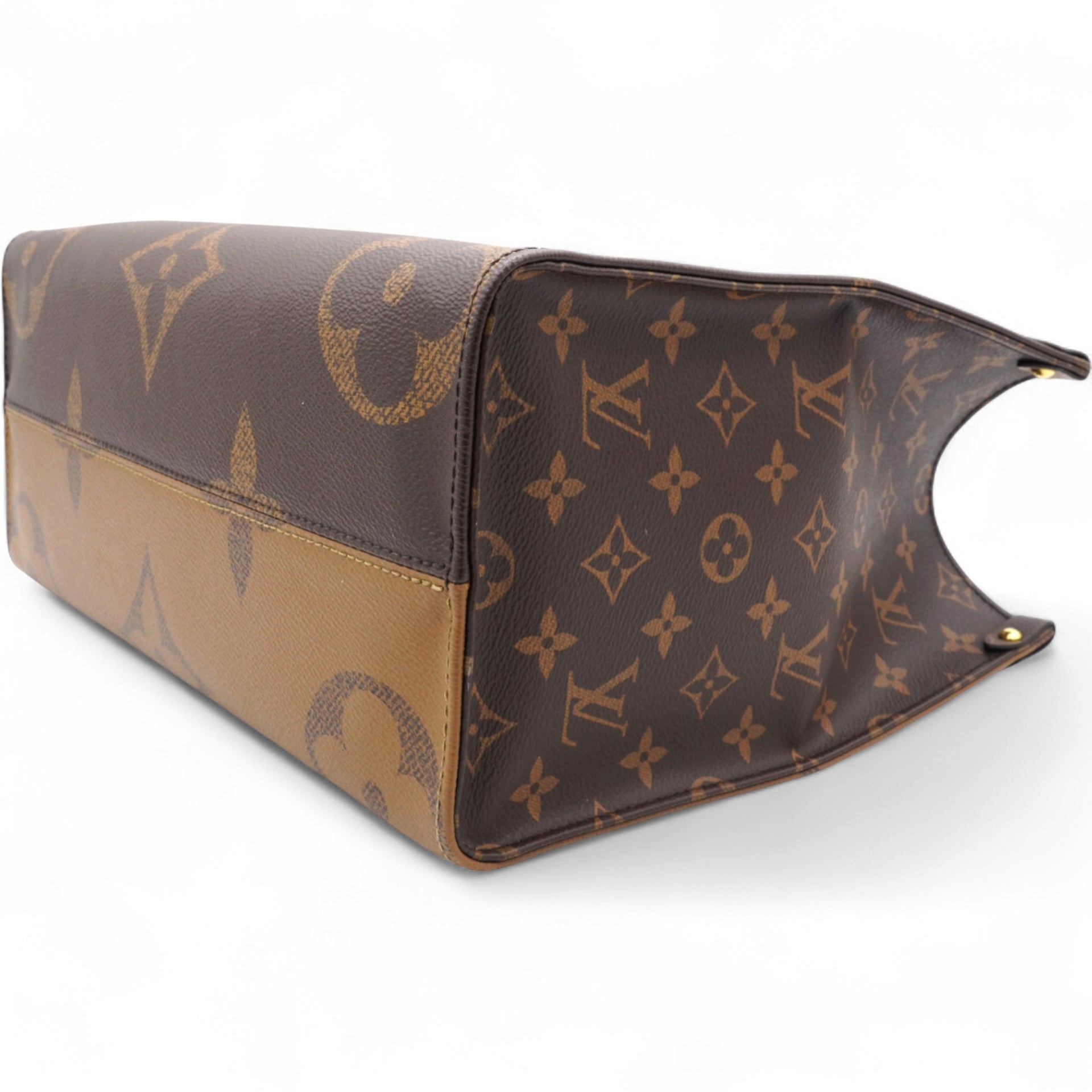 LOUIS VUITTON Reverse Monogram Onthego MM Brown 