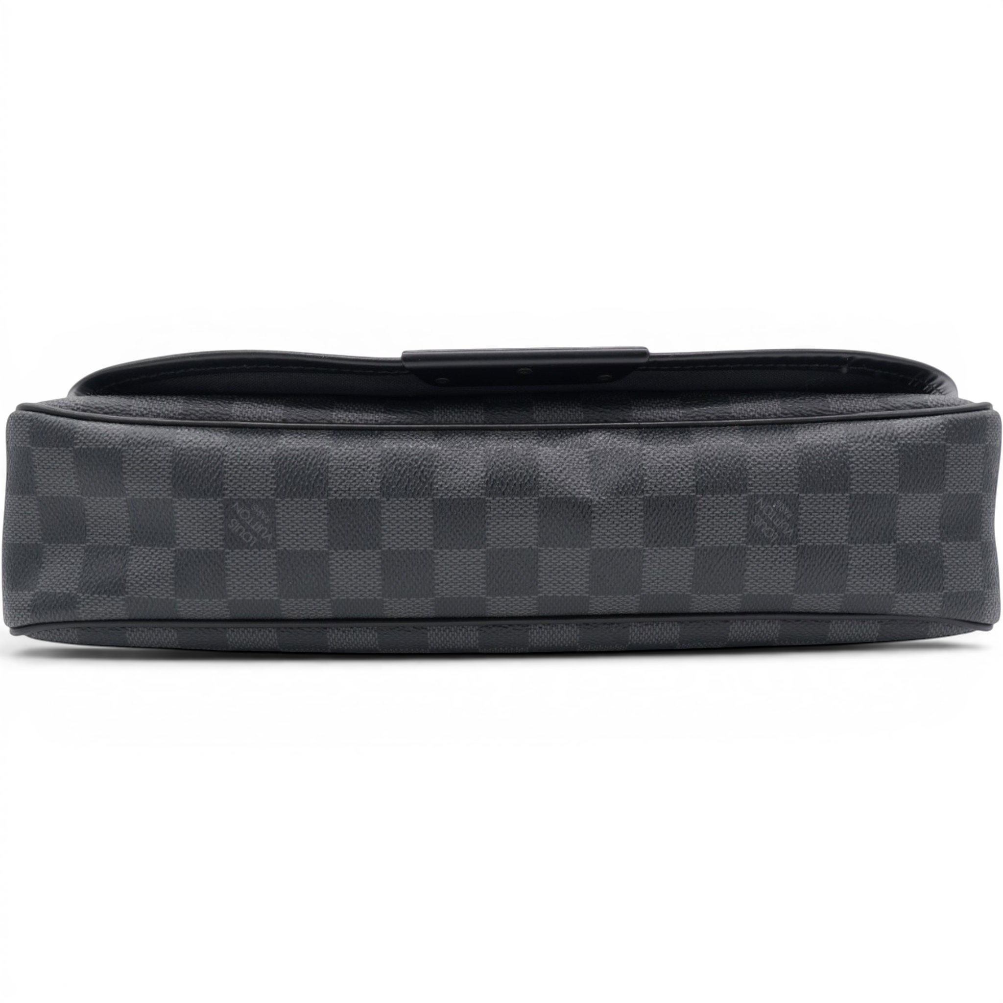 Louis Vuitton Damier Graphite Daniel MM Bag 