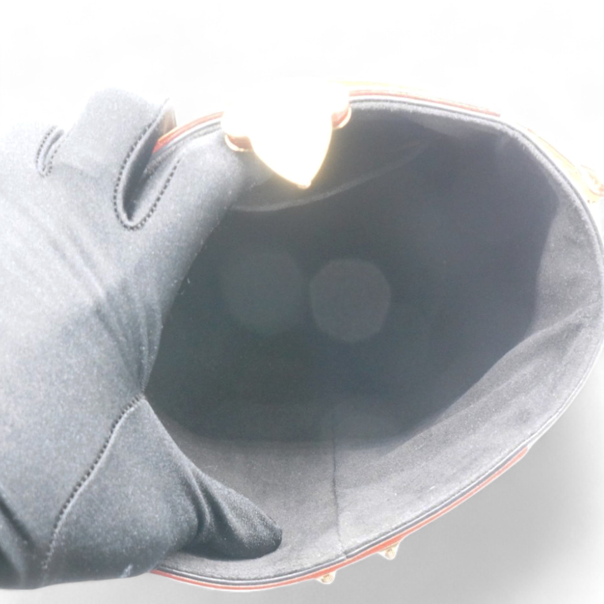  Louis Vuitton Monogram Duffle Bag 