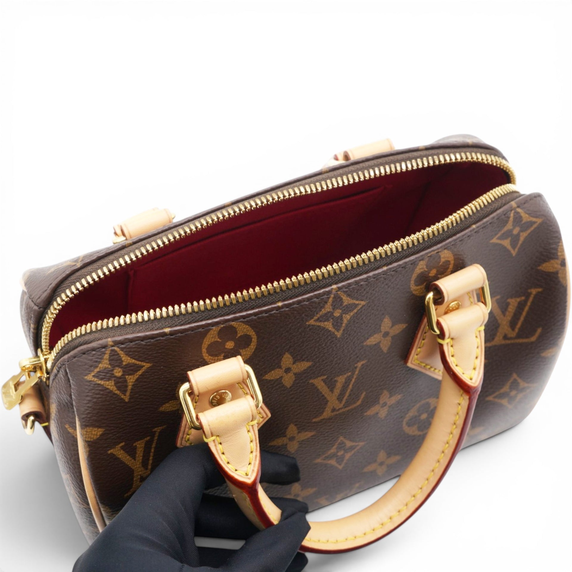 Louis Vuitton Monogram Speedy Bandouliere 20 Black 