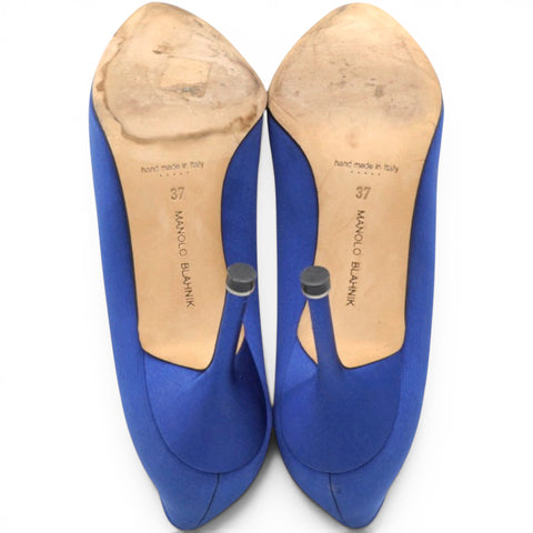 Manolo Blahnik Blue Satin Hangisi Pumps Size37 