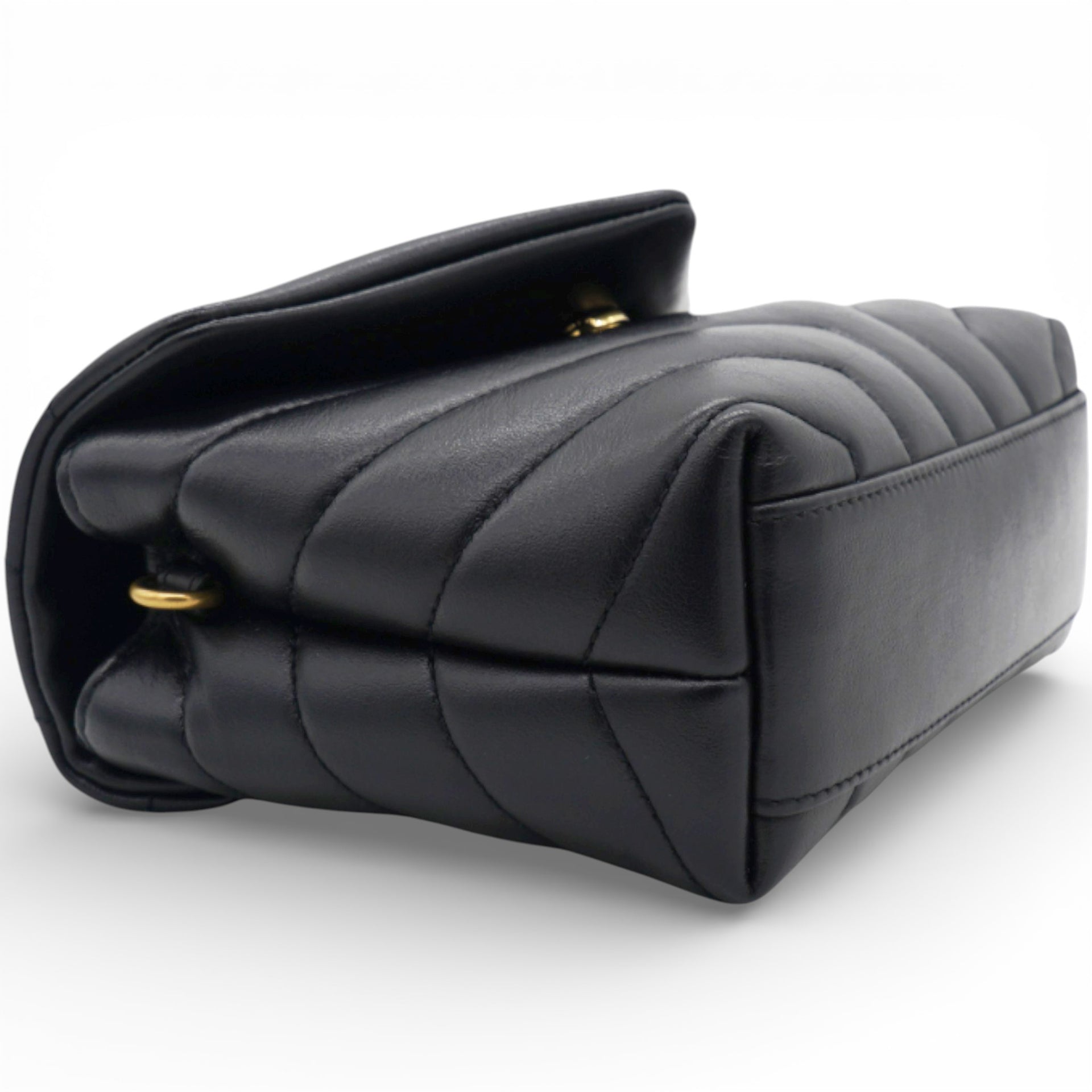 SAINT LAURENT Noir Quilted Leather Loulou Shoulder Bag
