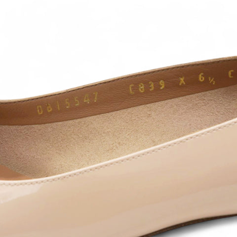 SALVATORE FERRAGAMO Beige Patent Leather Vara Bow Pumps Size 36.5 