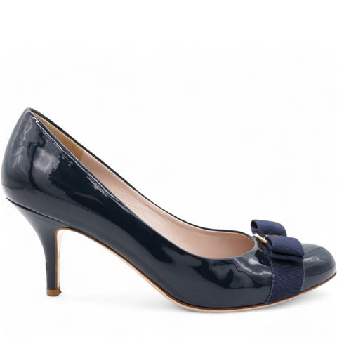 SALVATORE FERRAGAMO Navy Patent Leather Vara Bow Peep Toe Pumps Size9/40 