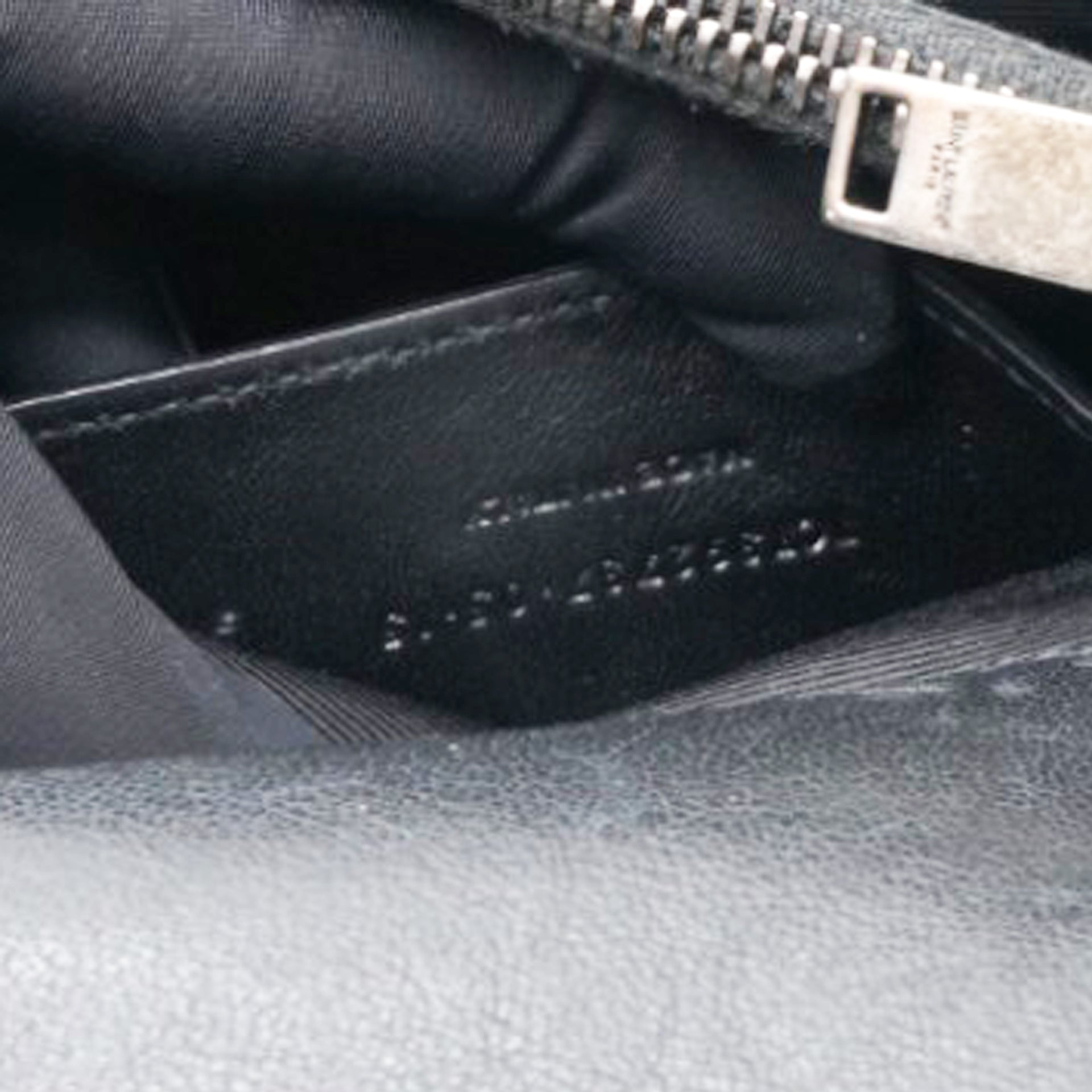 Saint Laurent Sheepskin Matelasse Chevron Monogram College Bag Black 