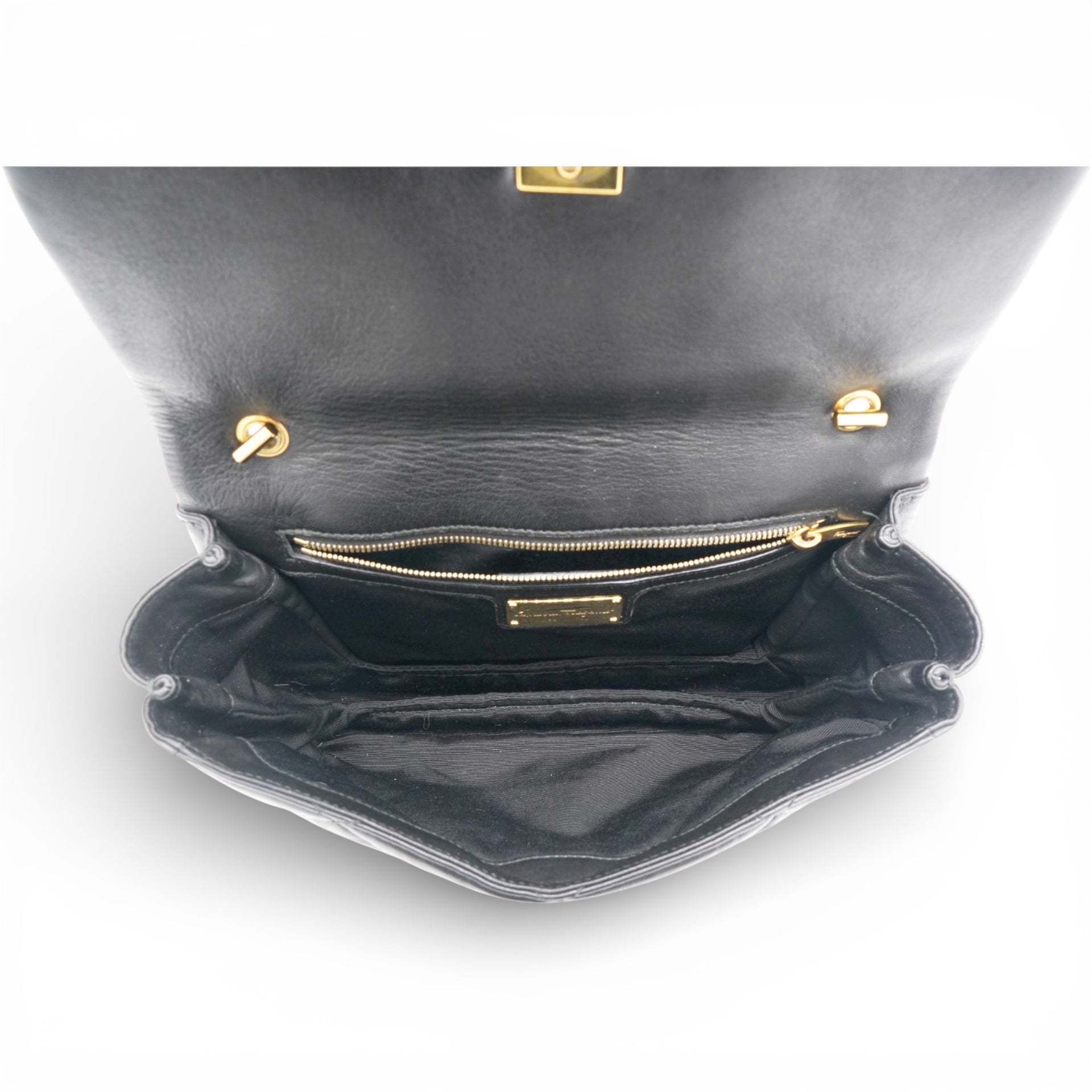 Salvatore Ferragamo Black Quilted Leather Vara Bow Shoulder Bag