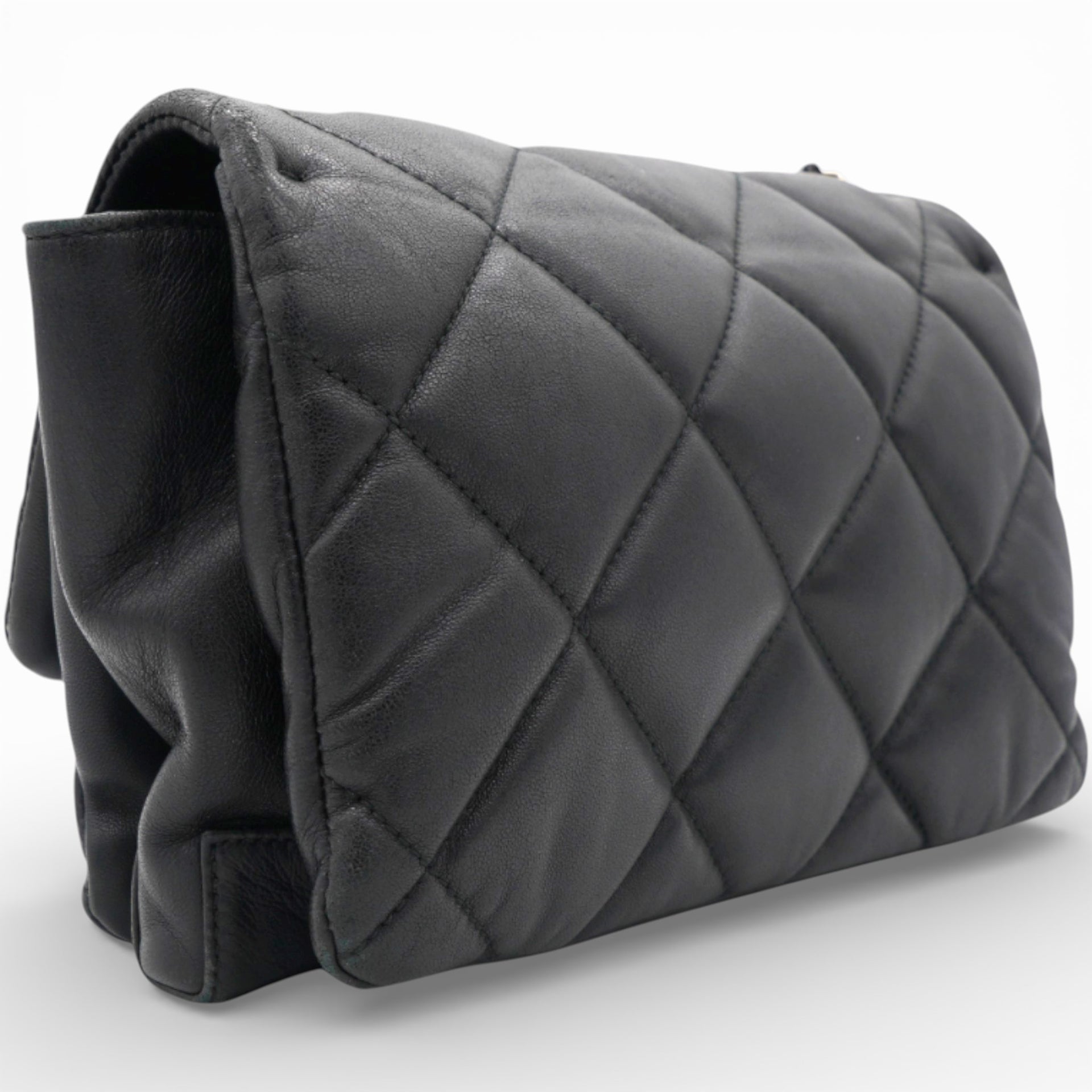 Salvatore Ferragamo Black Quilted Leather Vara Bow Shoulder Bag