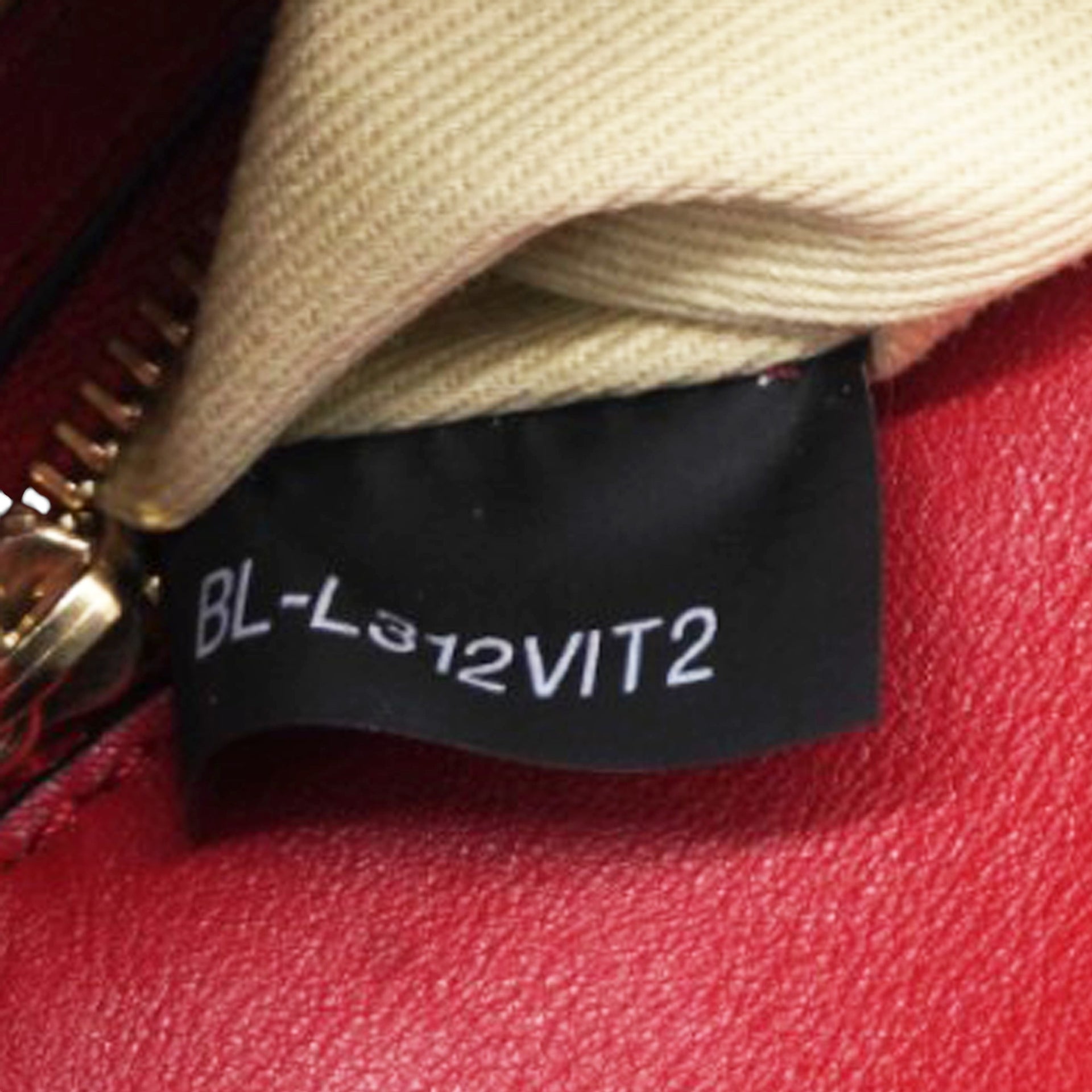  Valentino Garavani Vitello Mini Glam Lock Rockstud Flap Red 