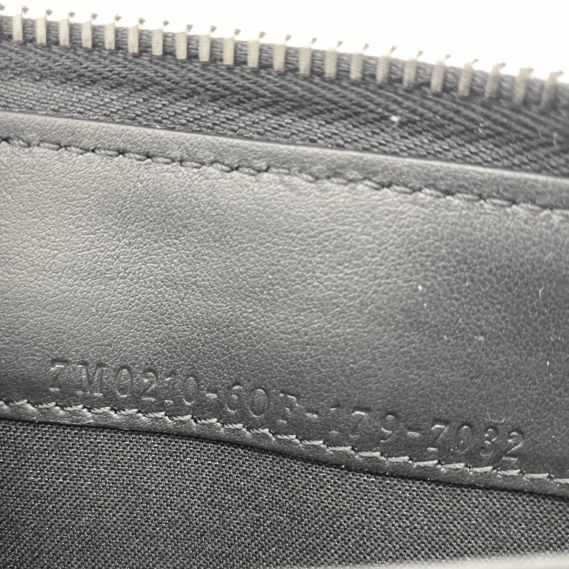 Vocabulary 'Love' Continental Wallet