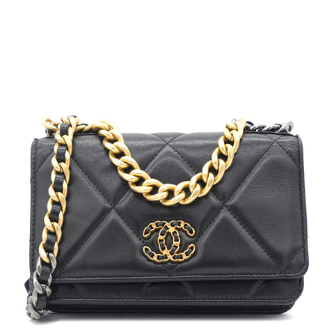 Lambskin Quilted Chanel 19 Wallet On Chain WOC Black