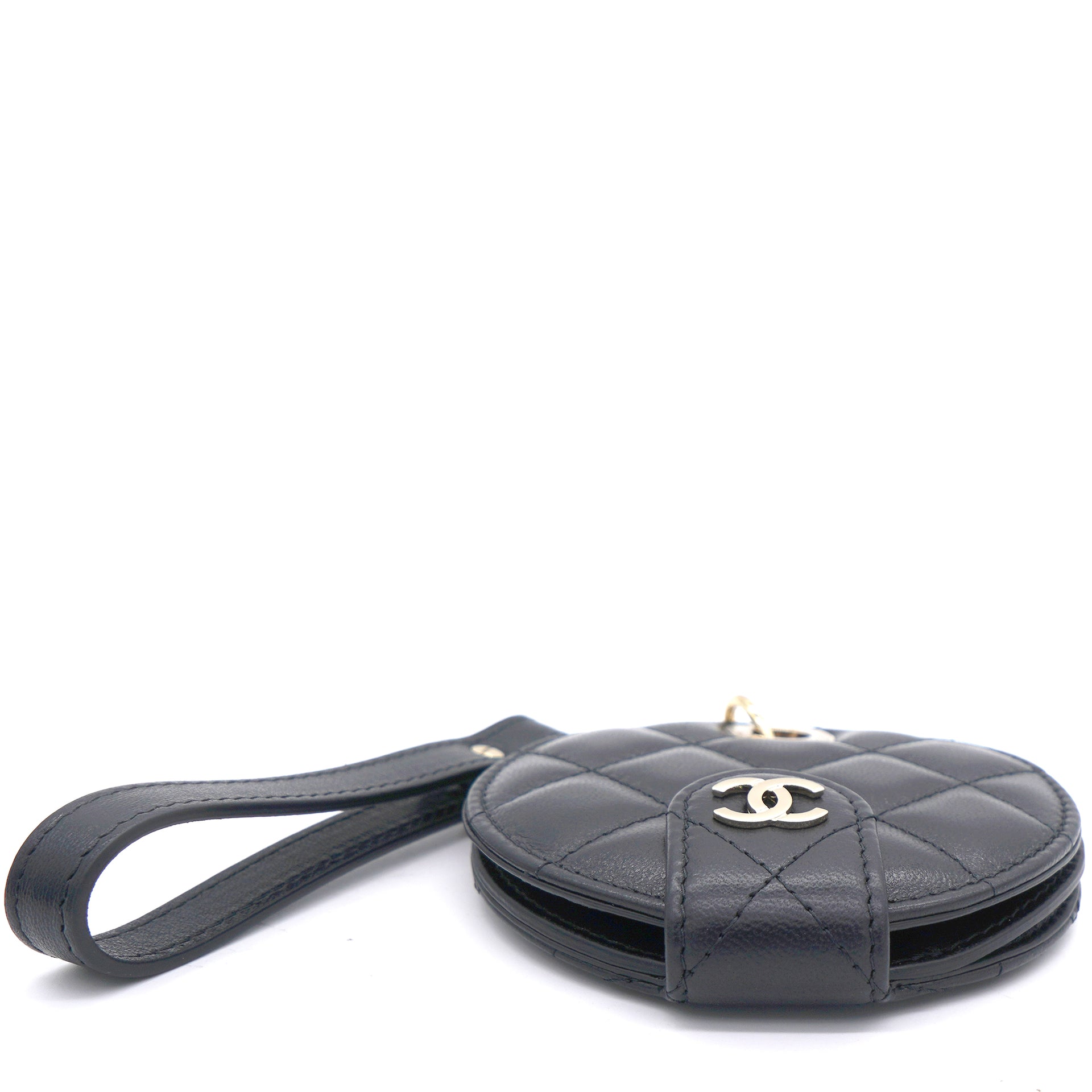 CHANEL Caviar Quilted Round Clutch With Chain Purple 541903