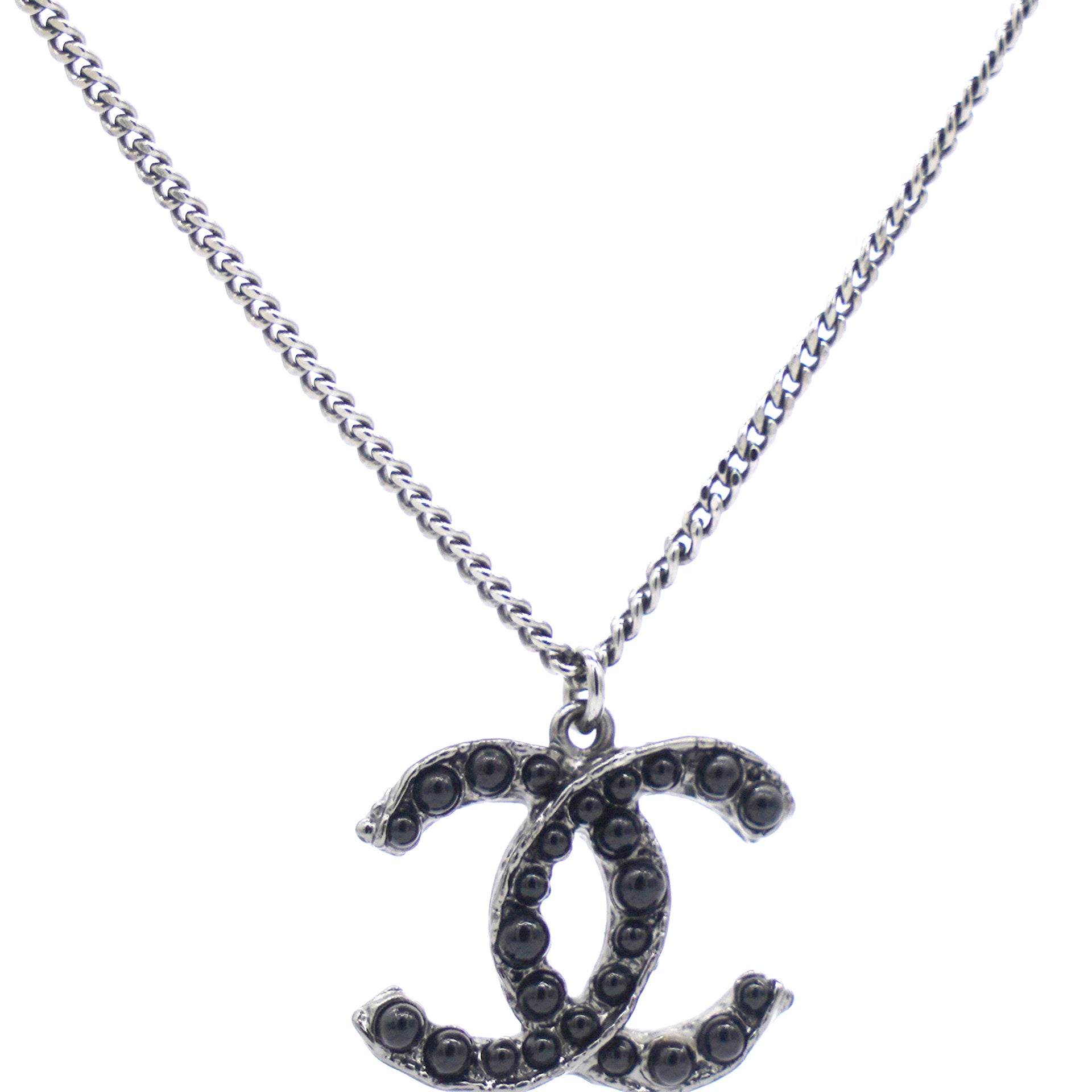 Pearl CC Cut Out Chanel Logo Necklace