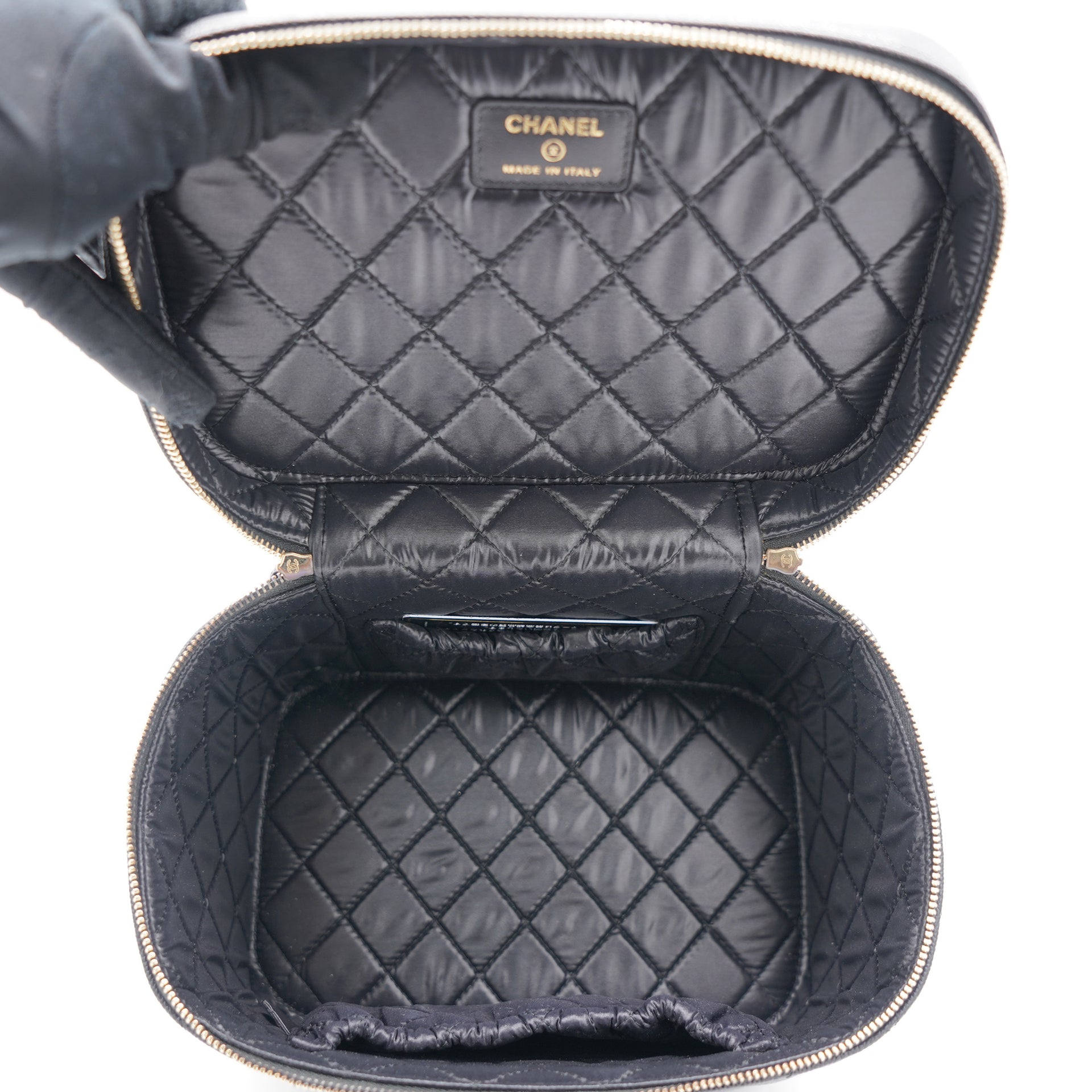 Caviar Quilted Vanity Bag Black