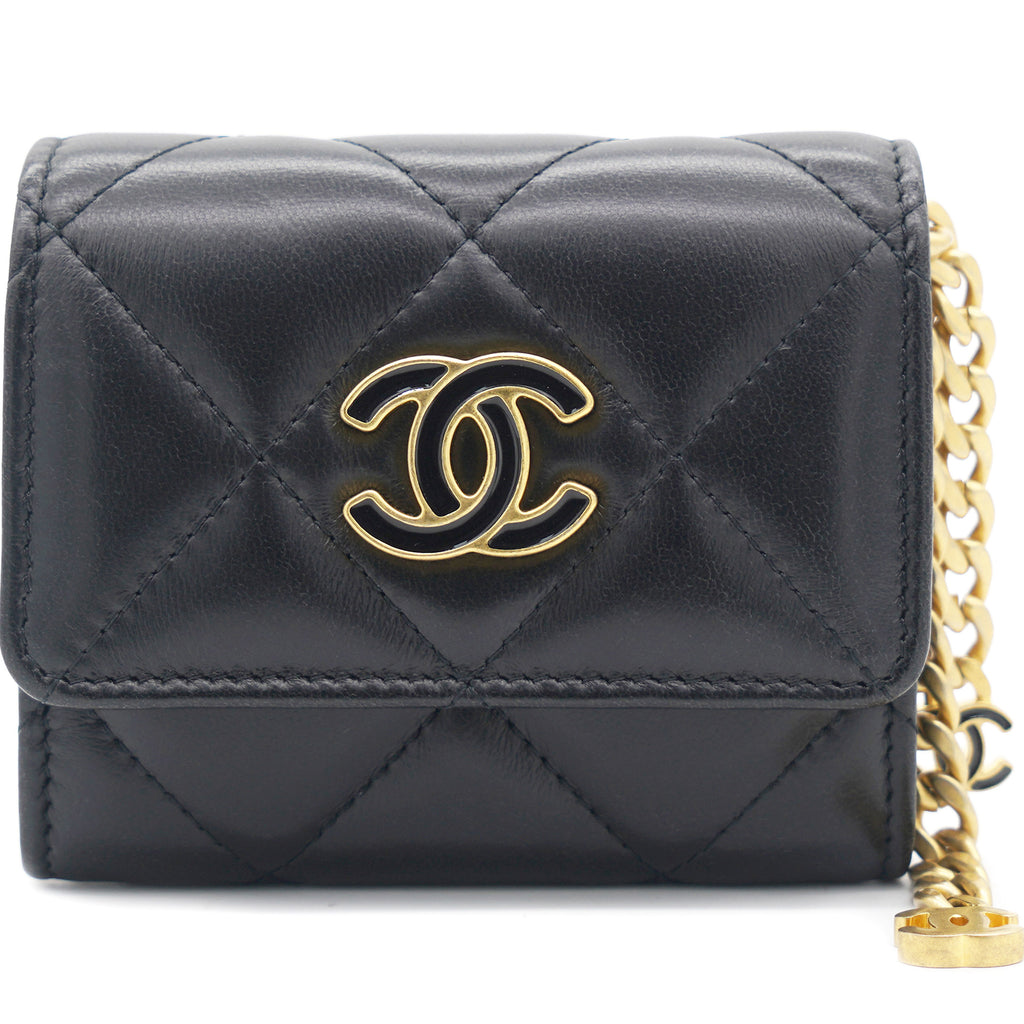 Chanel Black Quilted Lambskin Leather cc Enamel Card Holder with Chain –  STYLISHTOP