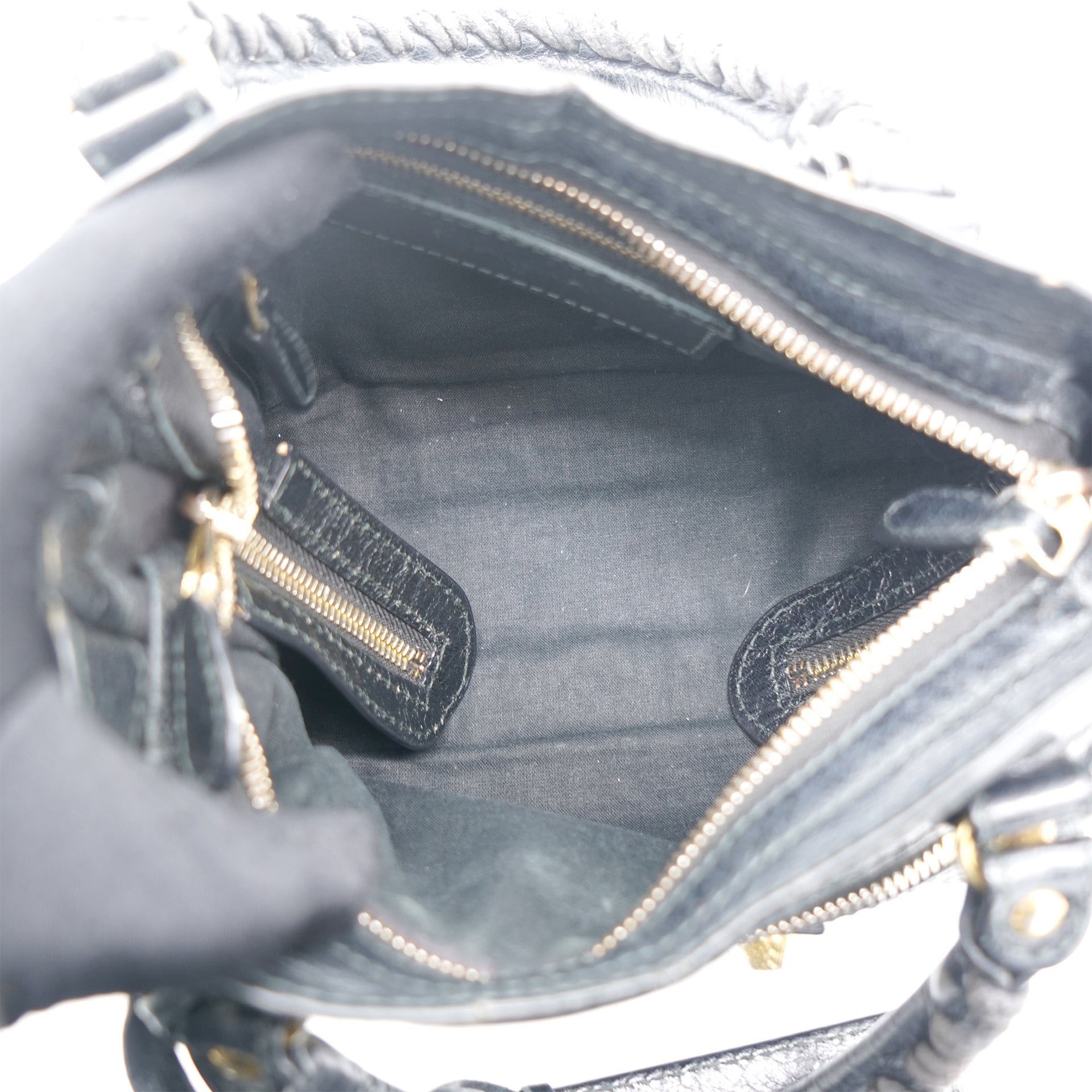 Balenciaga City Logo Shoulder Bag in Black Leather Secondhand