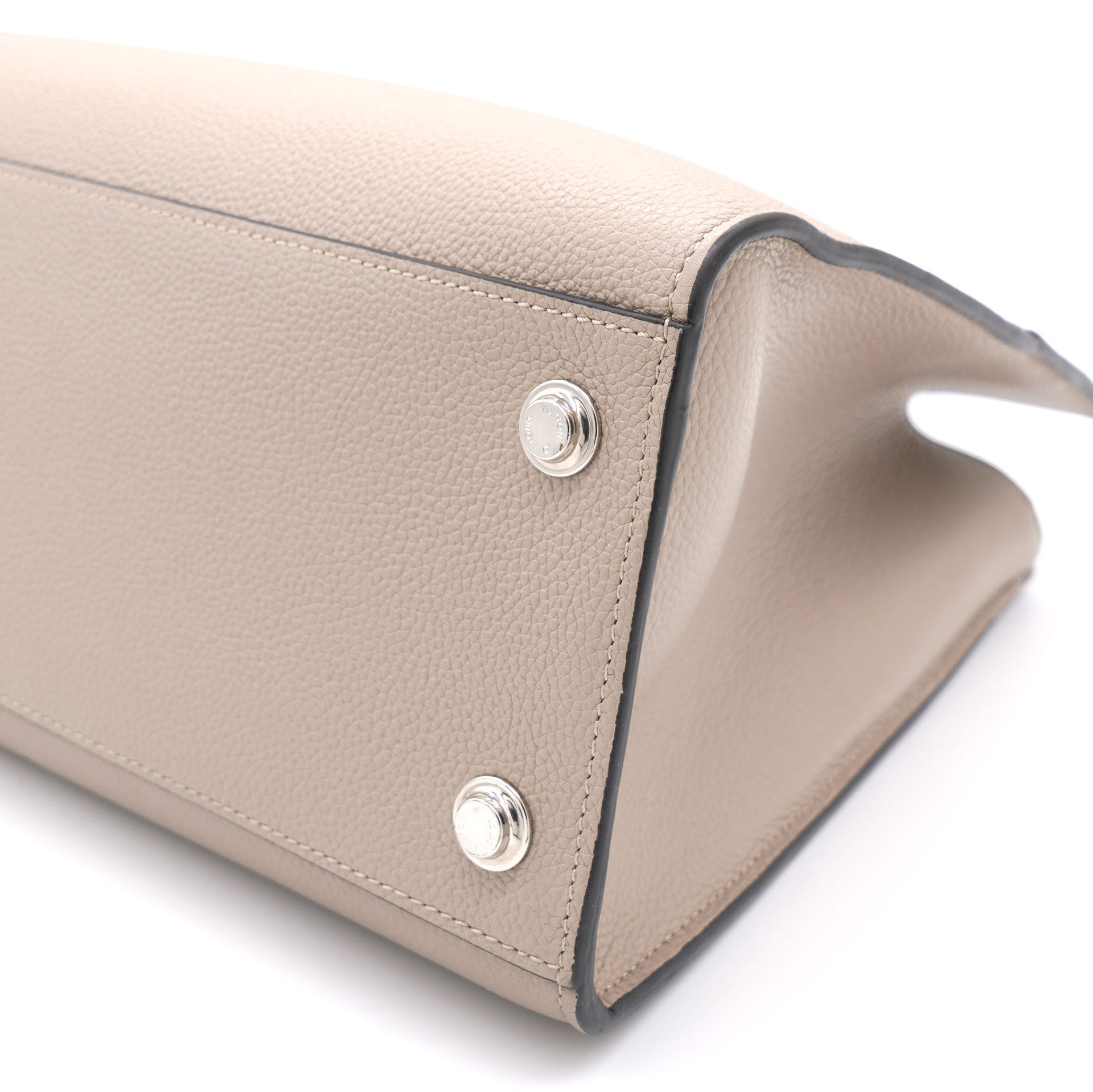Louis Vuitton - Authenticated Nano Noé Handbag - Leather Beige for Women, Very Good Condition