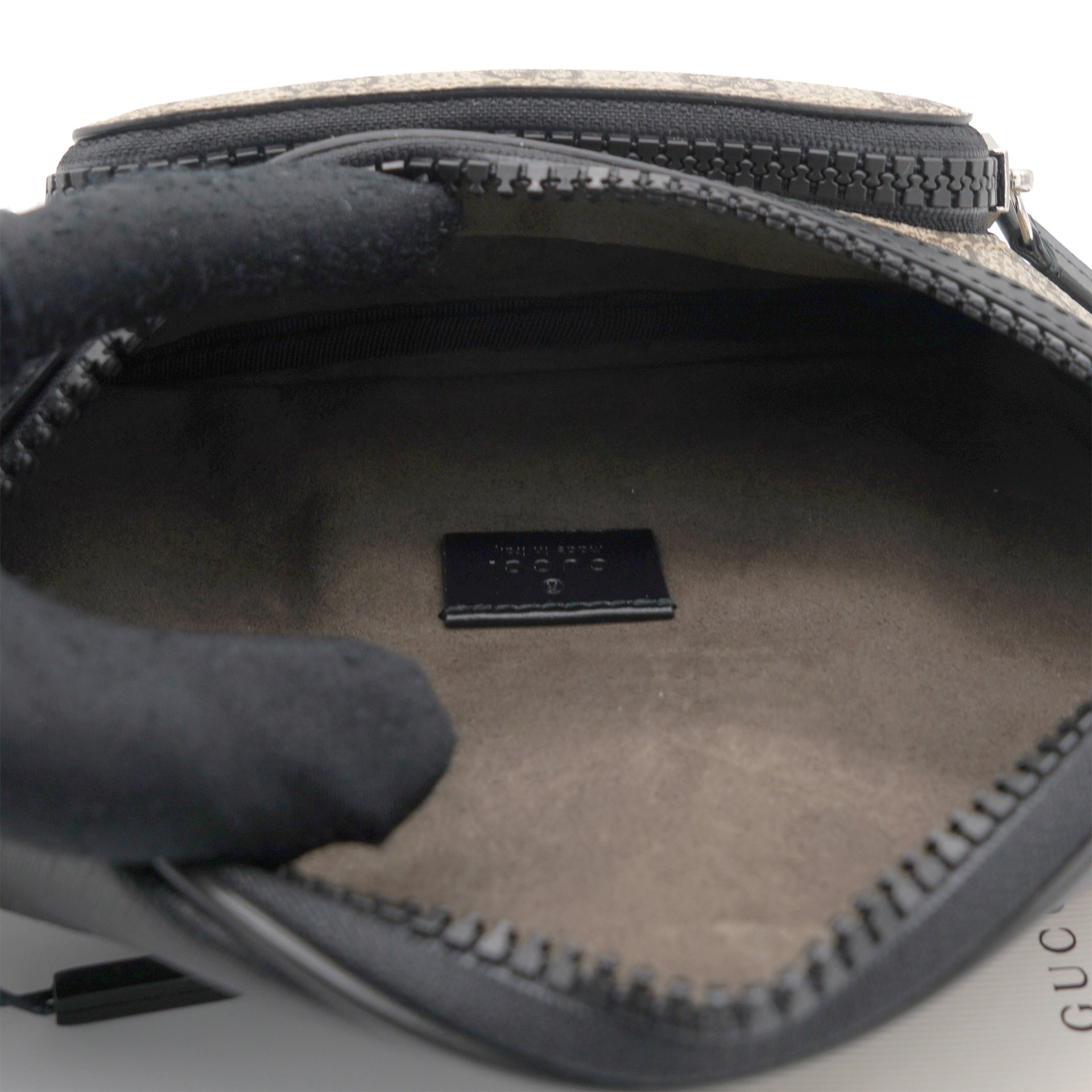 Beige/Black GG Supreme Small Belt Bag