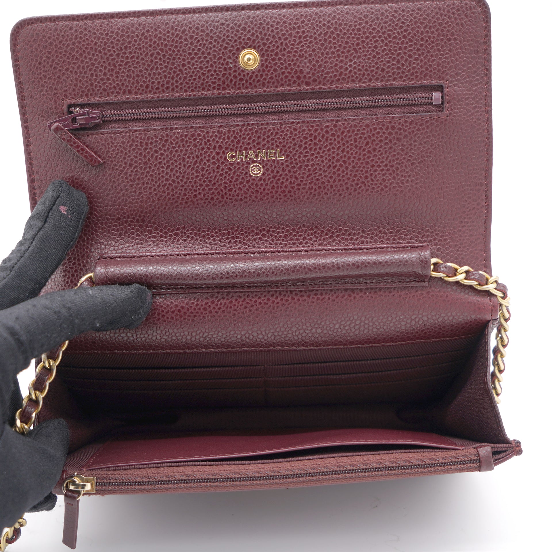 History of the bag: Chanel Wallet on Chain (WOC) – l'Étoile de Saint Honoré