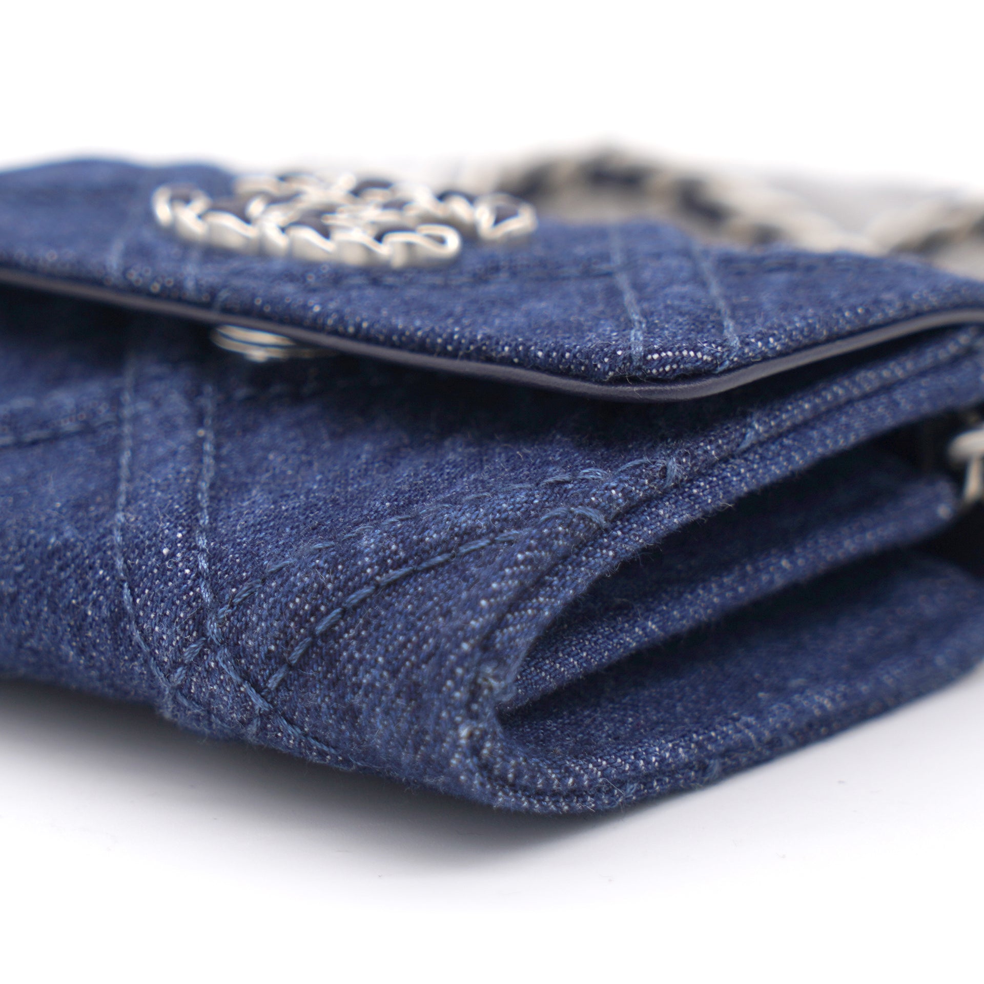Quilted Blue Denim 19 Card Holder with Chain