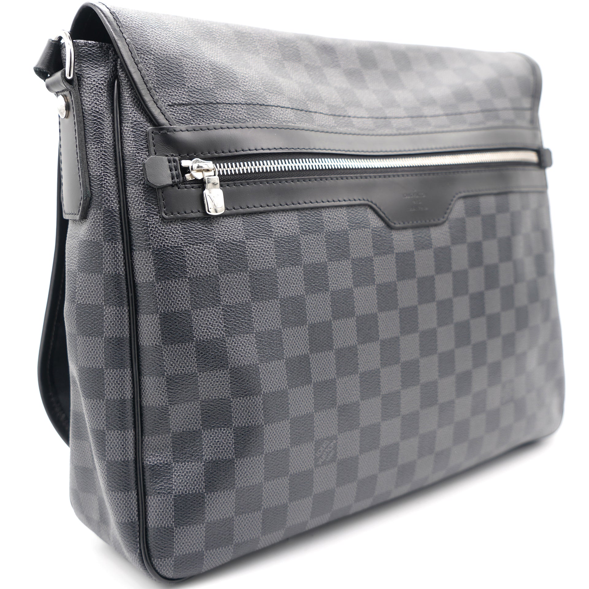 Louis Vuitton Damier Graphite Daniel MM Messenger Bag