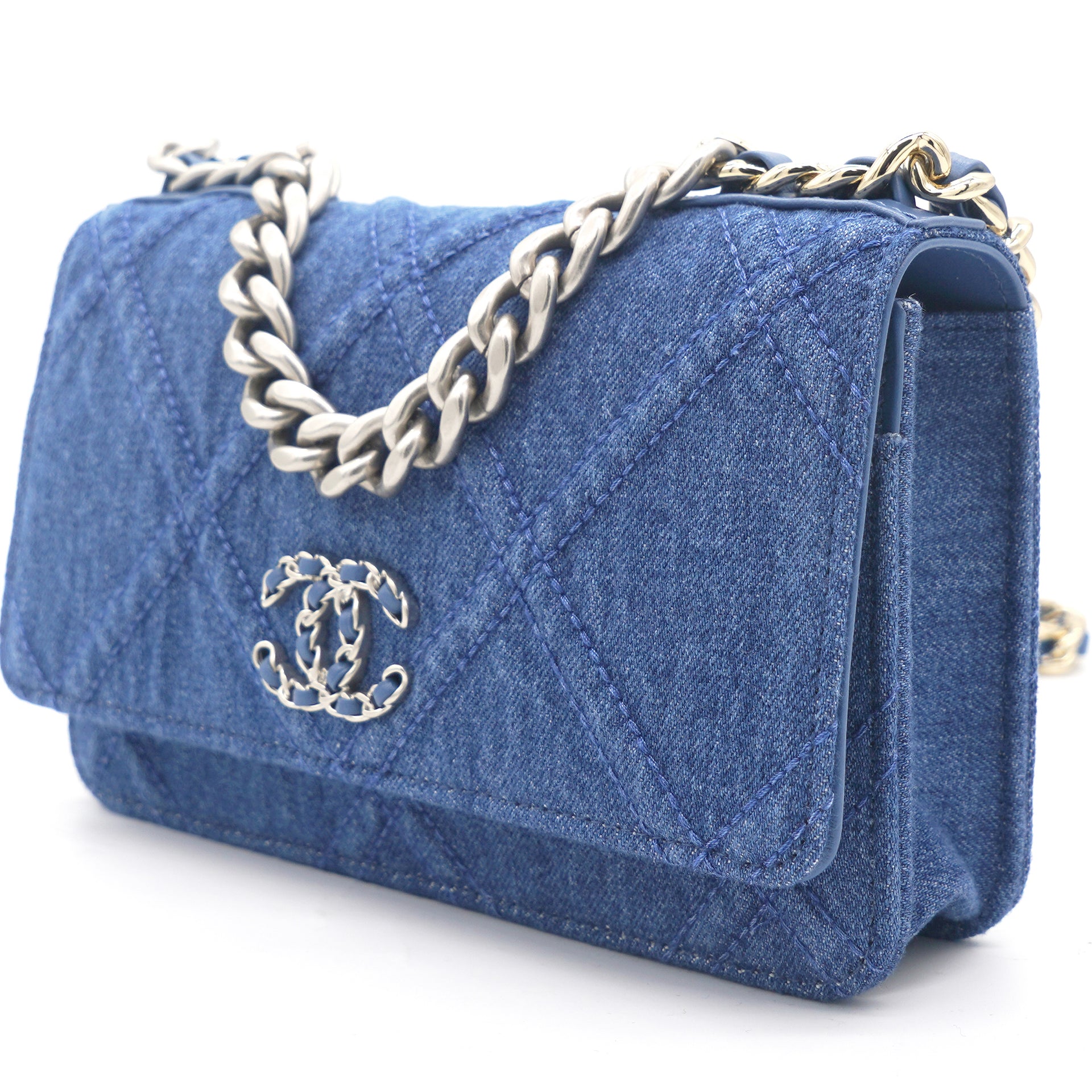 Replica Chanel 22P 19 Flap Bag Denim blue jean with Silver Hardware AS