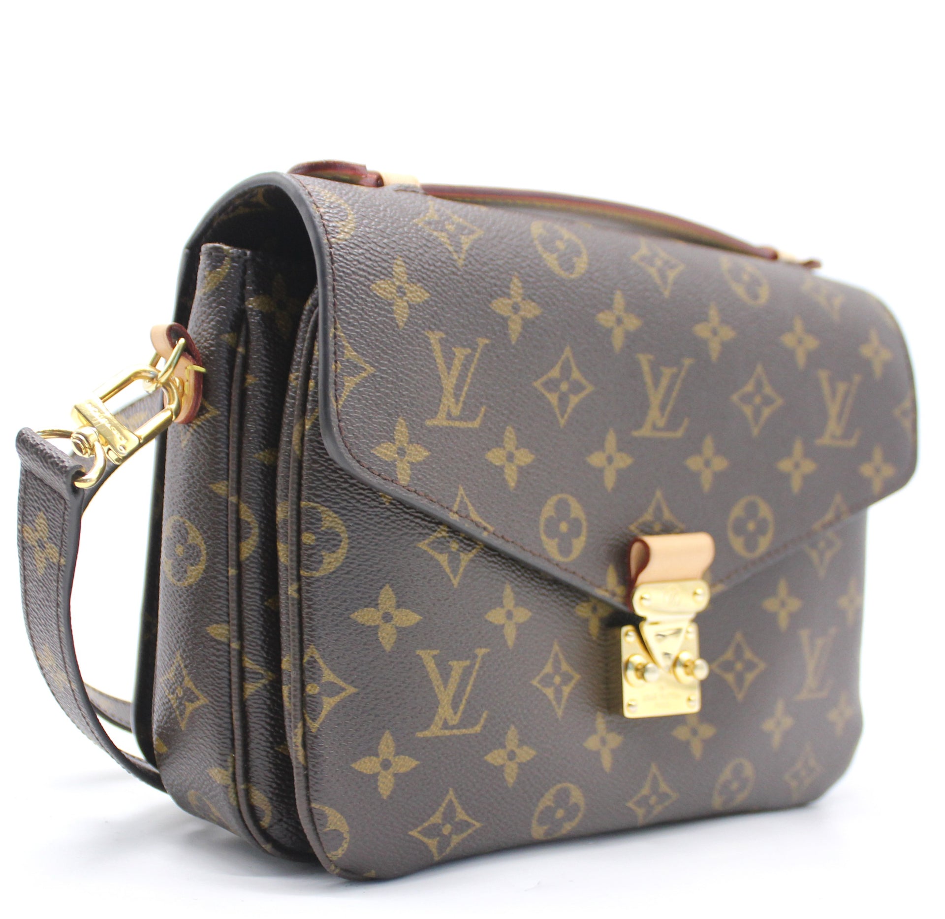 Louis Vuitton Pochette Metis Monogram Shoulder Bag