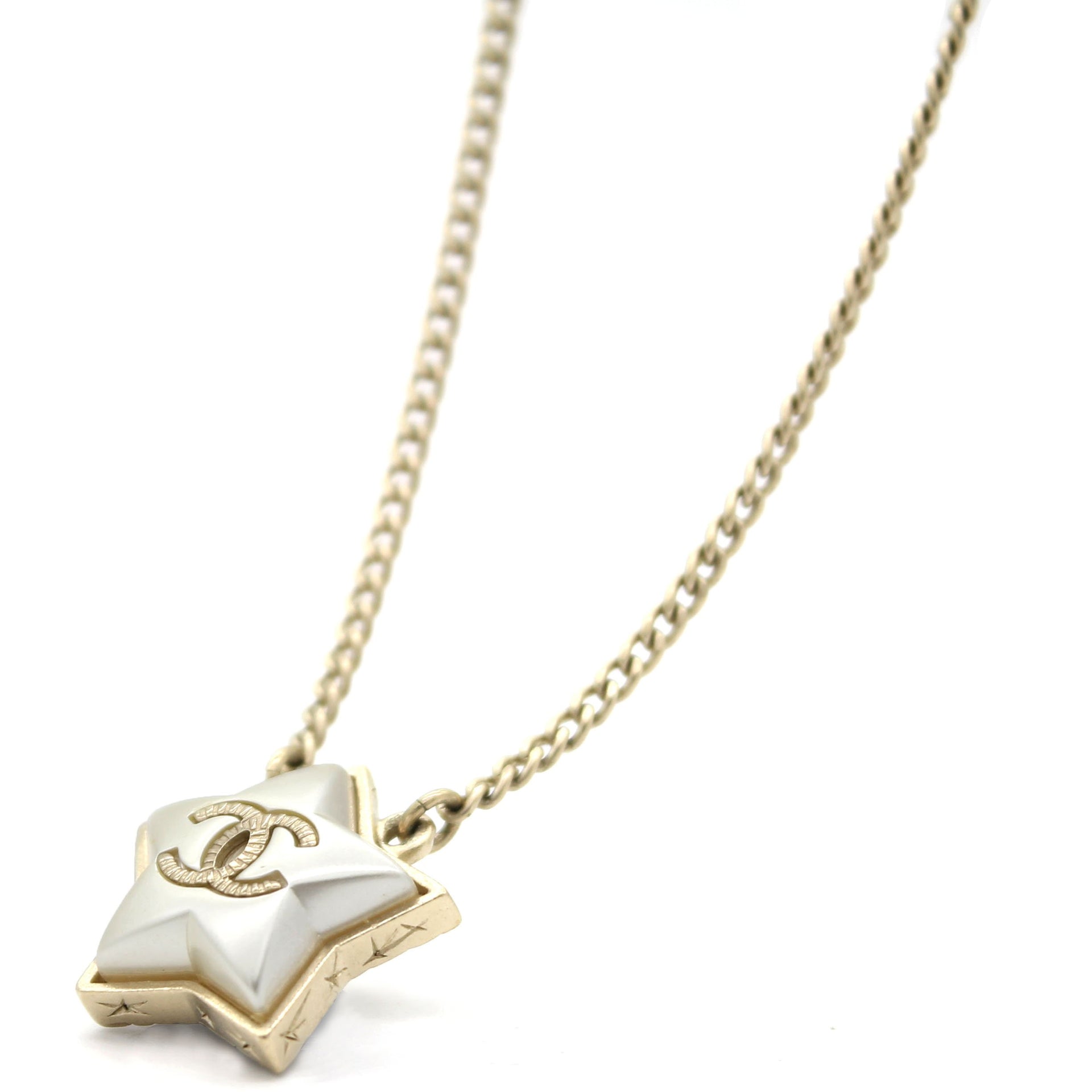 Chanel Light Gold Tone Wax Seal Logo and Rhinestone Star Necklace – Madison  Avenue Couture