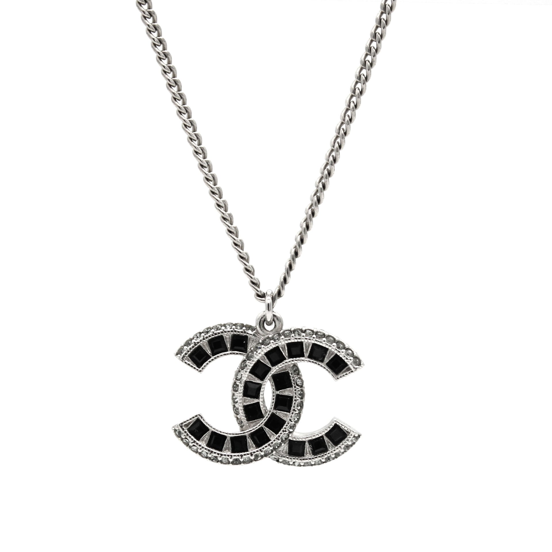 Chanel Twisted Crystal CC Necklace – STYLISHTOP