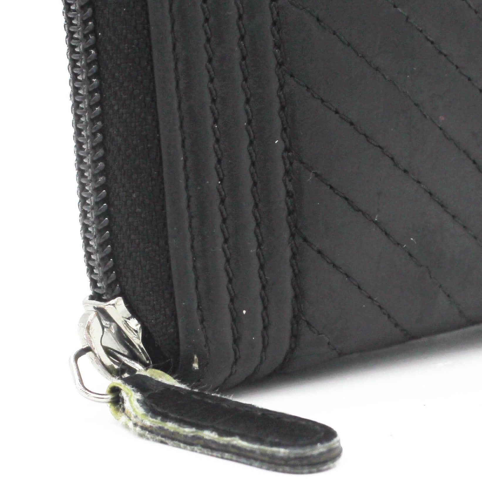 Chanel Lambskin Chevron Boy Small Zip Around Wallet Black – STYLISHTOP