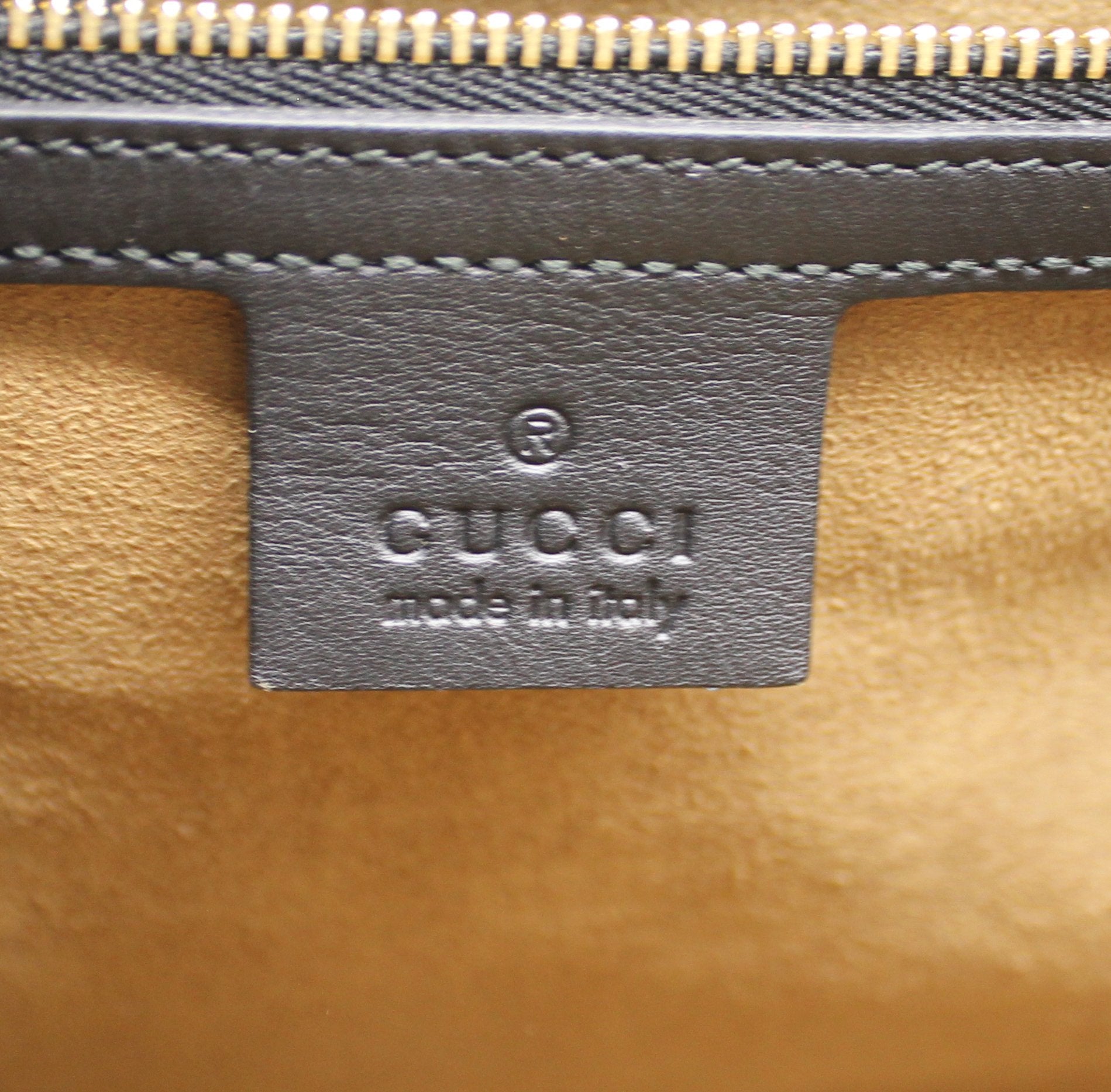 Gucci GG Supreme Padlock Top Handle Bag Medium