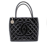 Chanel Vintage CC quilted tote bag in Patent Leather