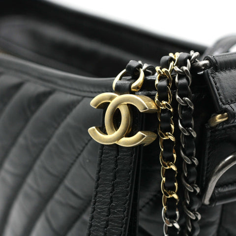 Chanel Gabrielle Chevron Medium Hobo Bag – STYLISHTOP