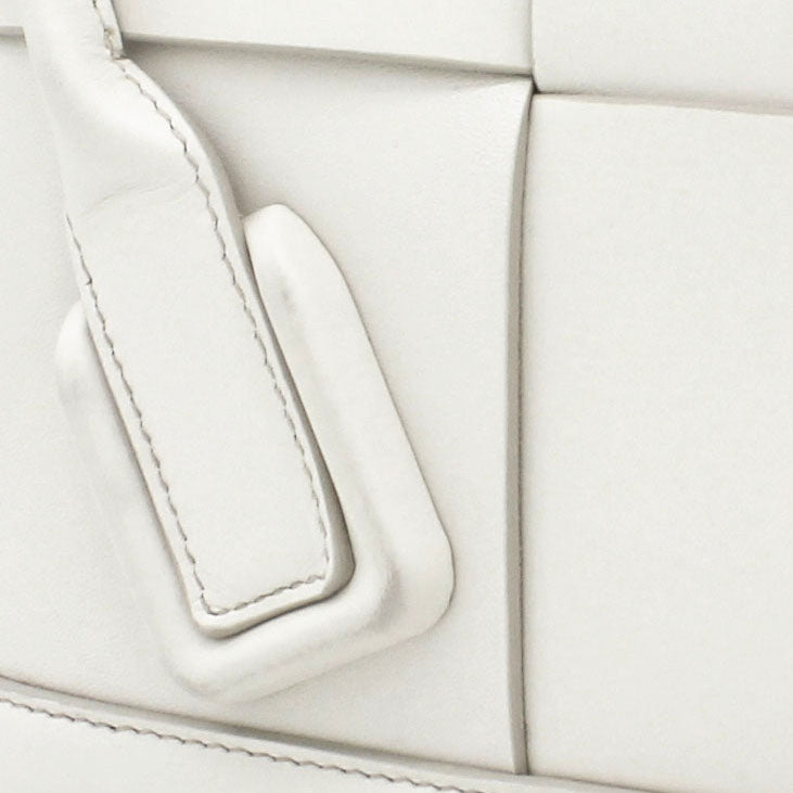 French Calfskin Maxi Intrecciato Small Arco Bianco