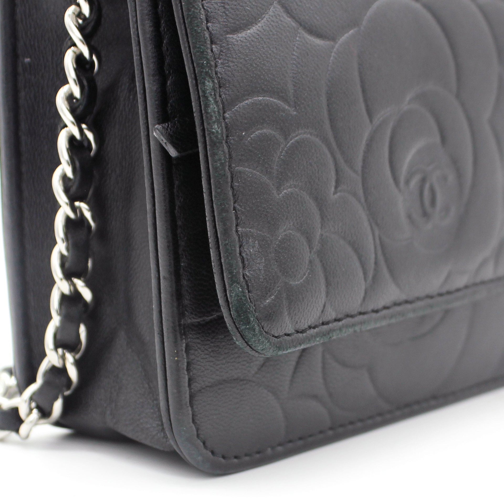 Chanel Black Embossed Lambskin Camellia WOC Clutch Bag – STYLISHTOP