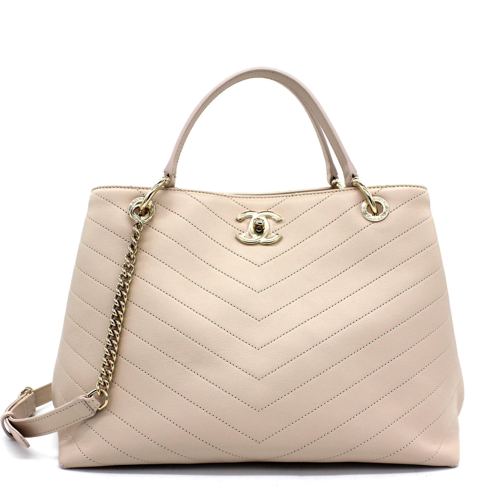 Chanel Large Chevron Chic Shopping Bag – STYLISHTOP