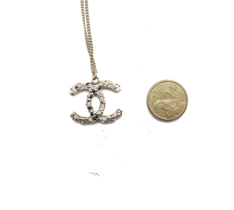 Chanel Silver Crystal Cc Logo On Both Side Necklace