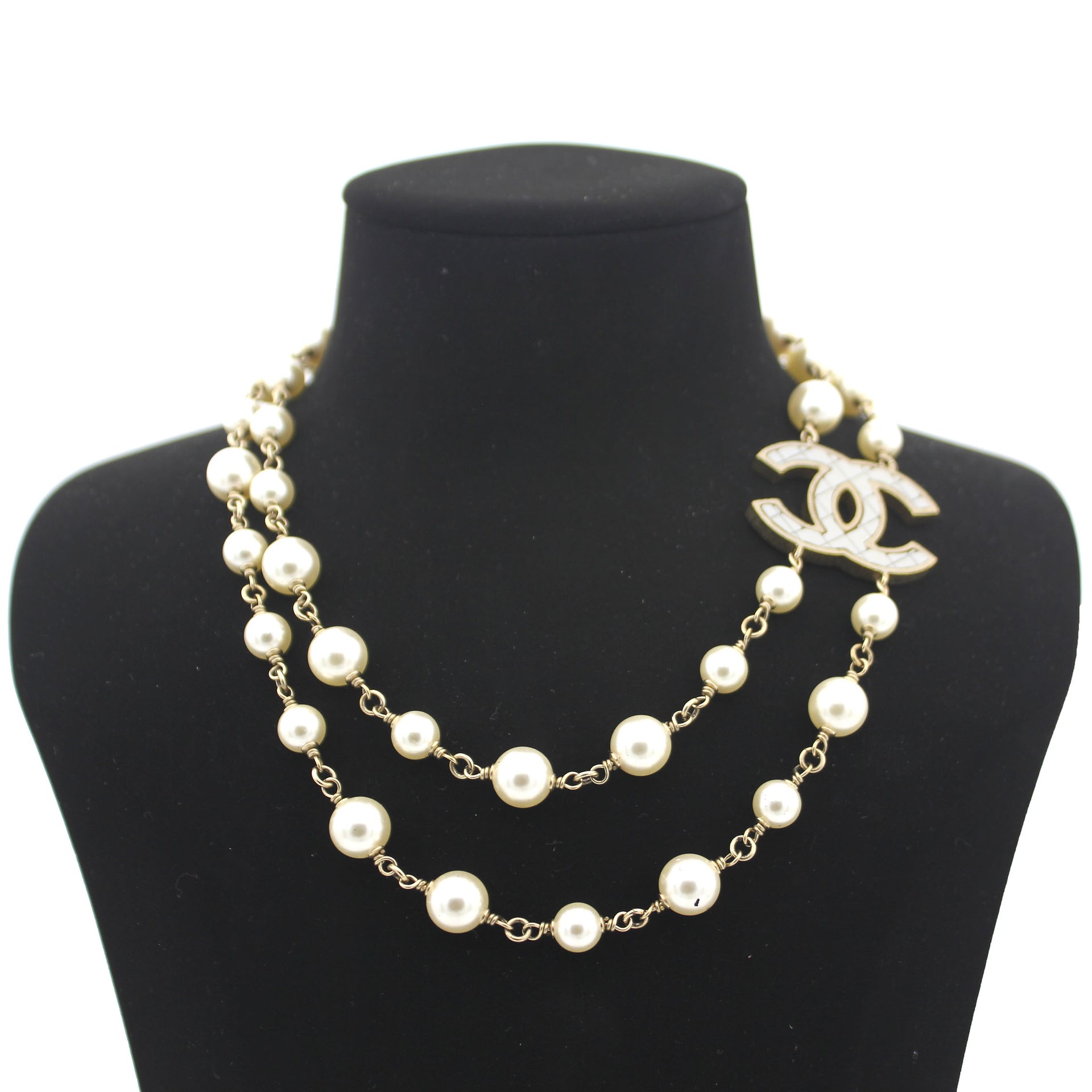 Chanel 21B Coco Neige Pearl Heart Crystal Choker Necklace  Boutique Patina