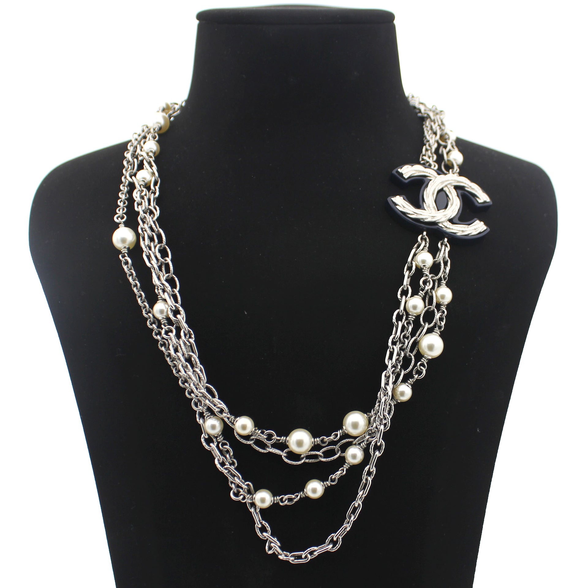 Chanel CC Faux Pearl Crystal Silver Tone Long Necklace – STYLISHTOP