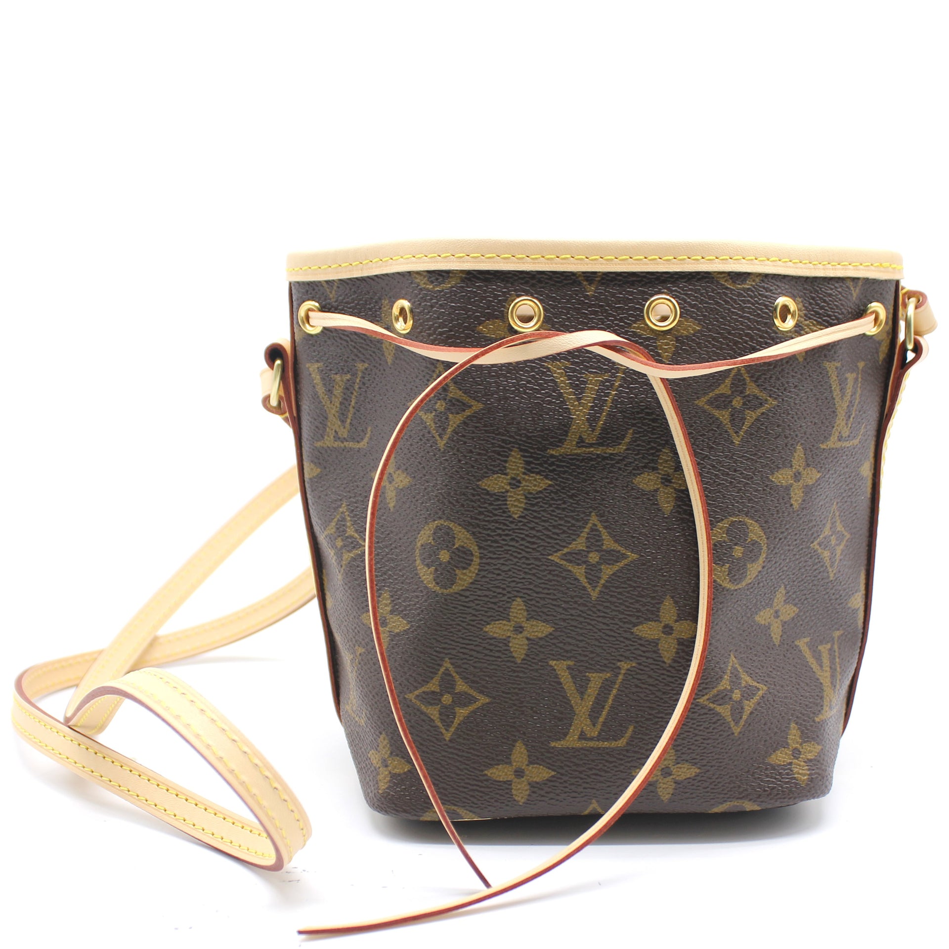 Louis Vuitton Monogram Camera Box Bag – STYLISHTOP