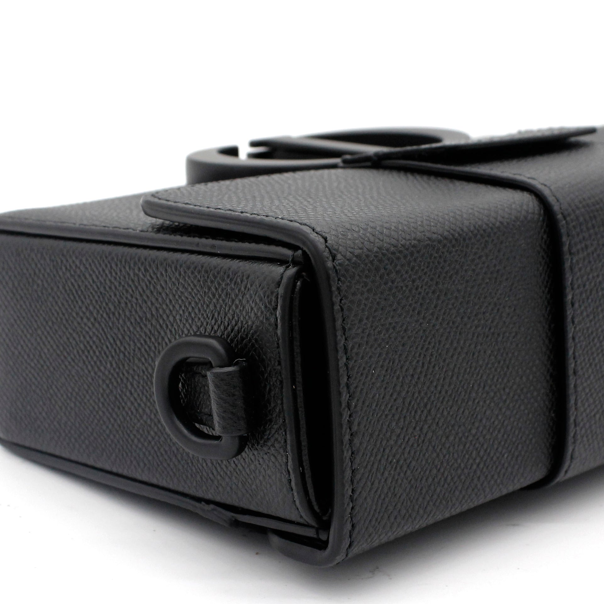 30 Montaigne Box Bag Black Ultramatte Grained Calfskin