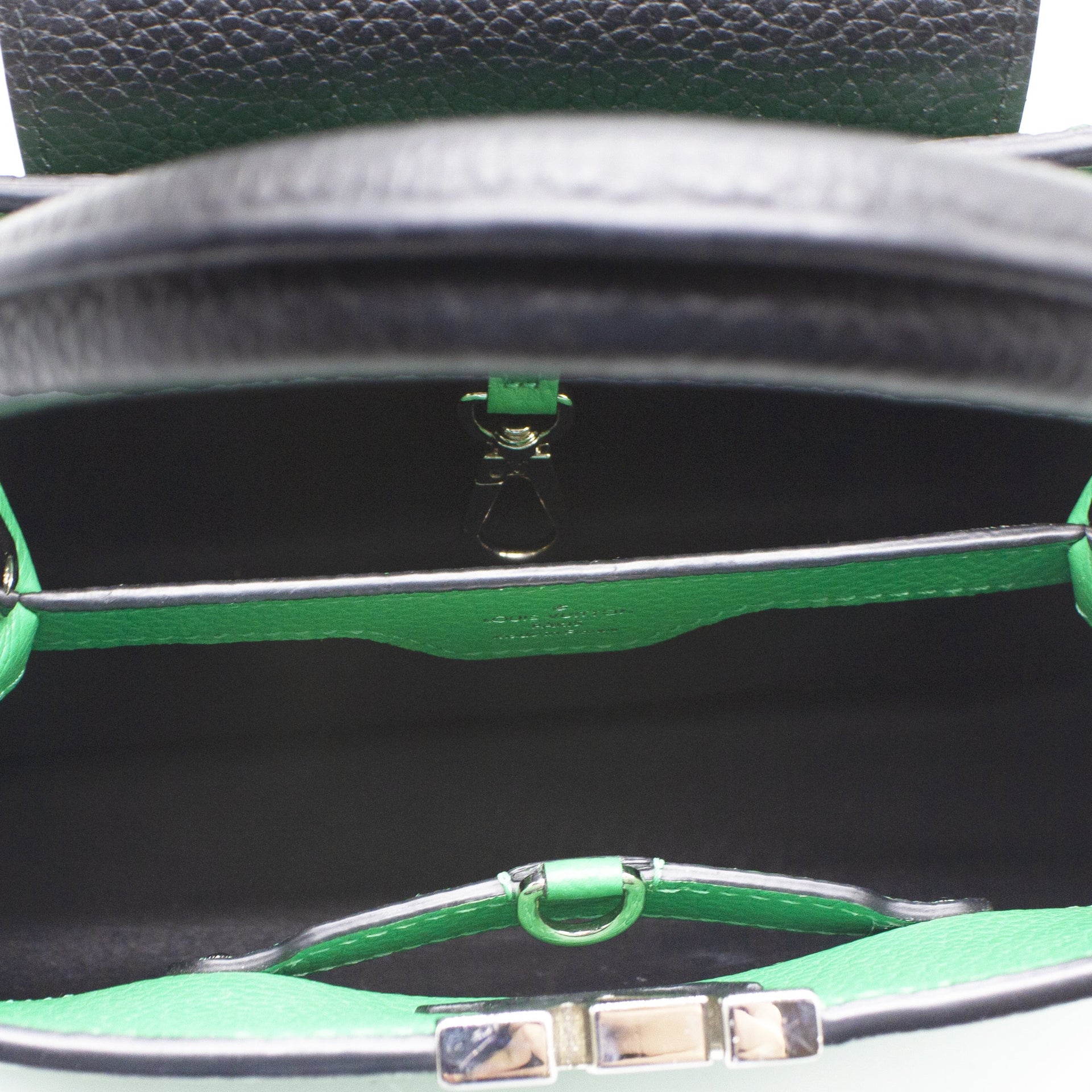Taurillon Capucines BB Green and Black