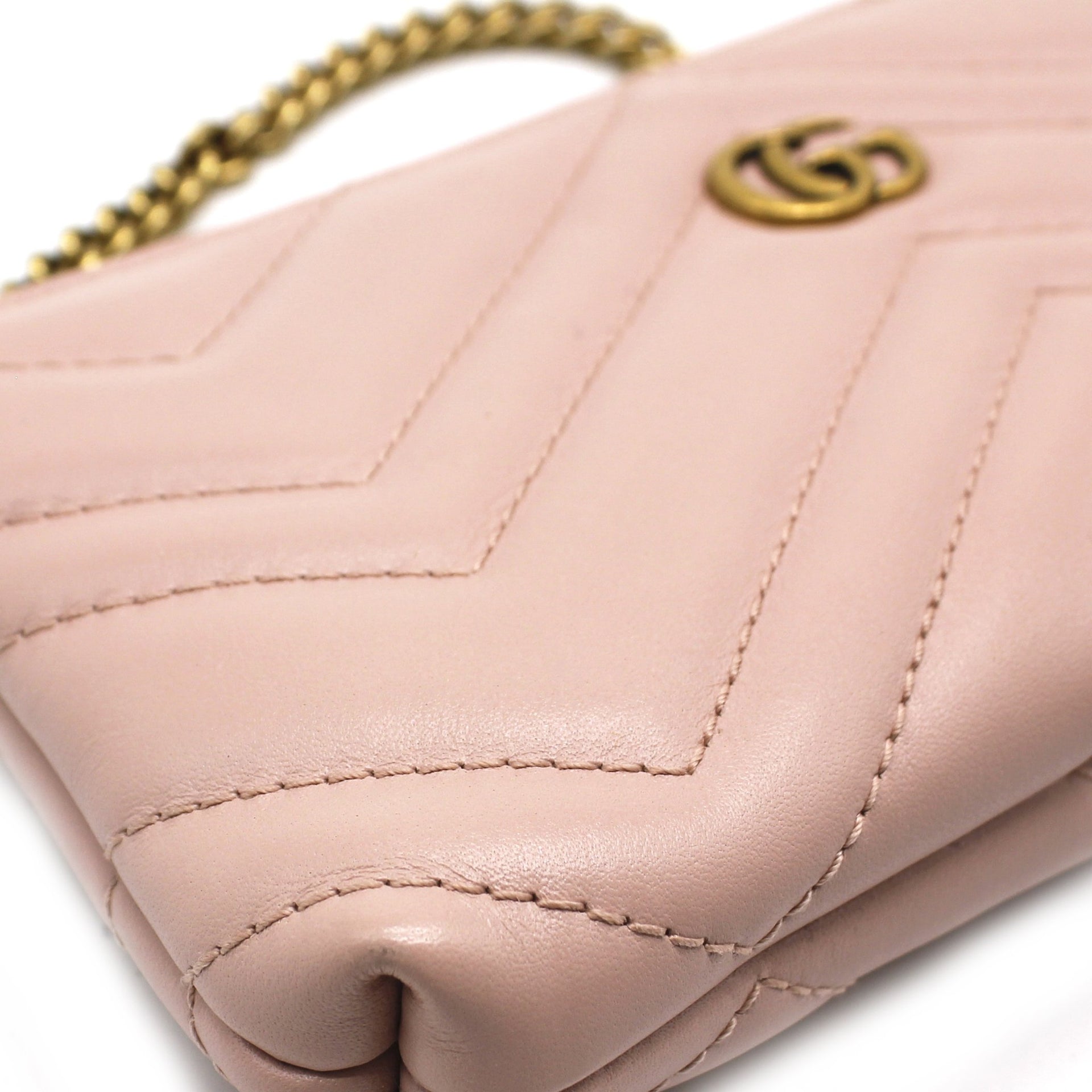 Calfskin Matelasse Mini GG Marmont Chain Bag Light Pink