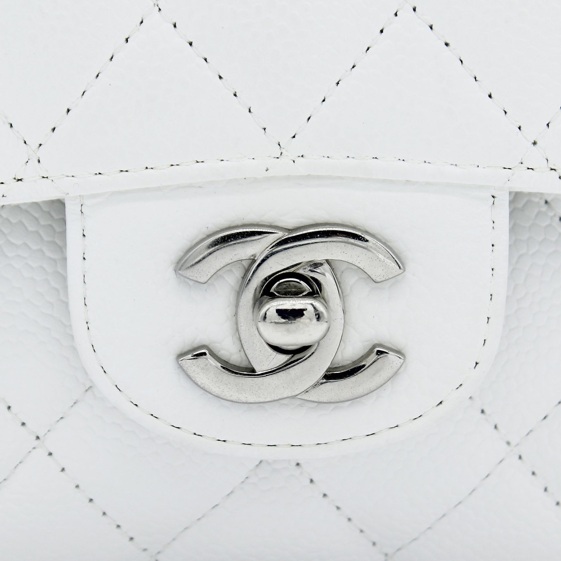 Chanel White Quilted Caviar Leather Classic Double Flap Bag – STYLISHTOP