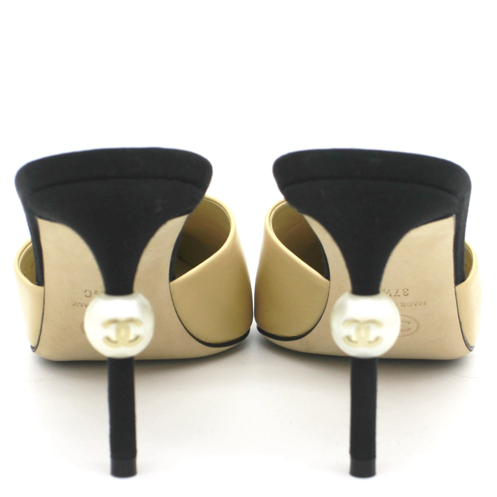 Chanel Beige/Black CC Faux Pearl Embellished Heel Slip On Mules ...