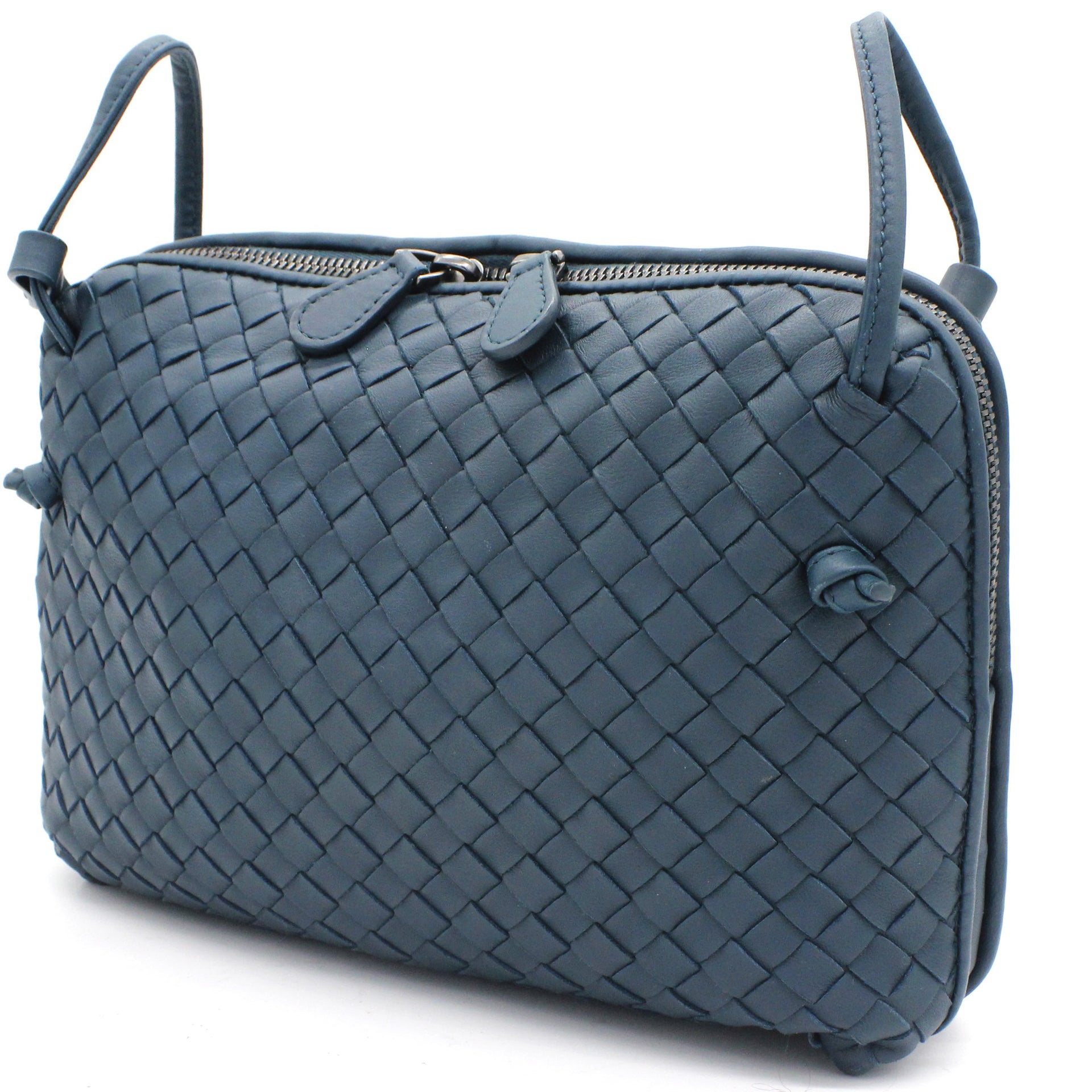 Bottega Veneta Intrecciato Nodini Leather Crossbody Bag (SHG-31417) – LuxeDH