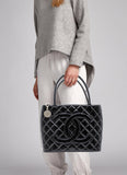 Chanel Vintage CC quilted tote bag in Patent Leather